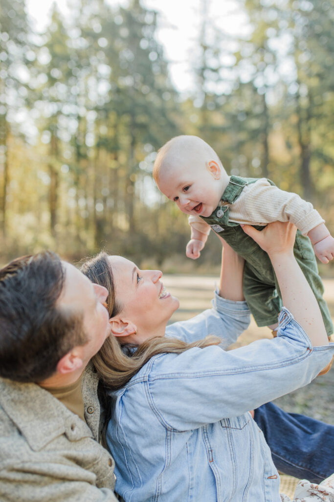 a family enjoying toddler fall activities Portland