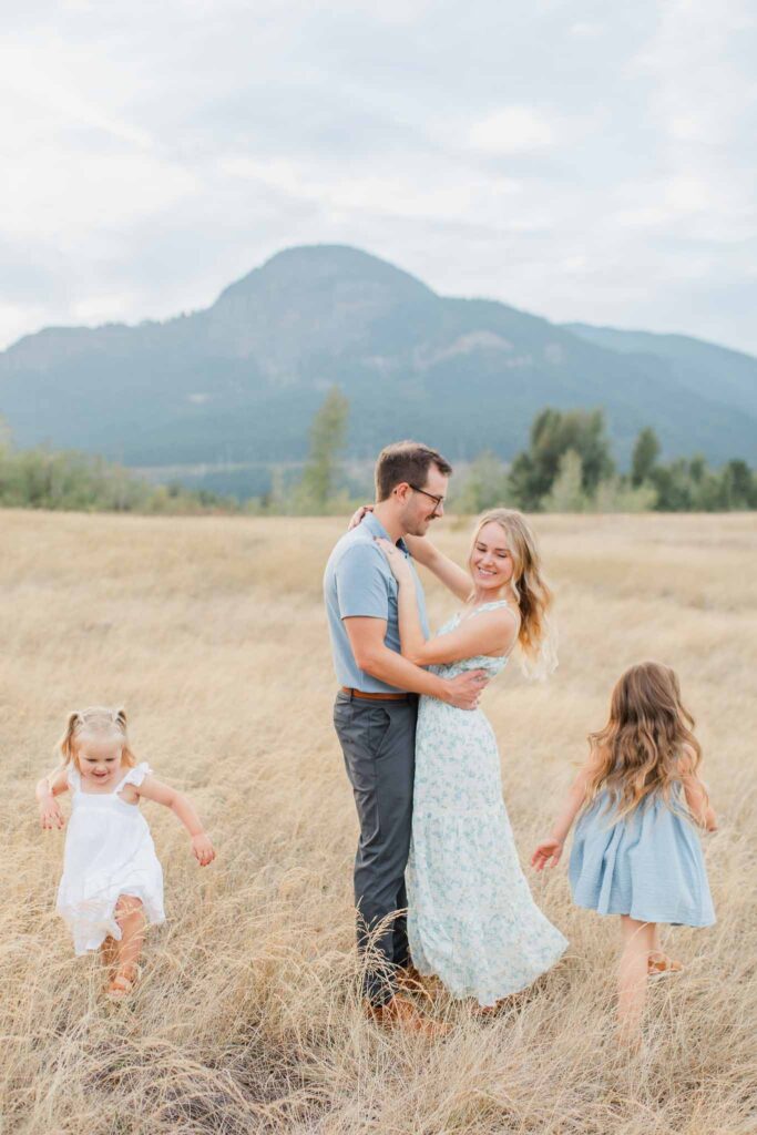 Natural summer family photography Portland area photographer