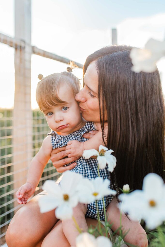 Summer family photo session at golden hour in Vancouver WA
